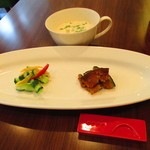 Tsumugu Kafe - スープ、前菜