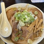 ＴＥＴＳＵ - 醤油厚切り炙りチャーシュー（太麺）1,350円。