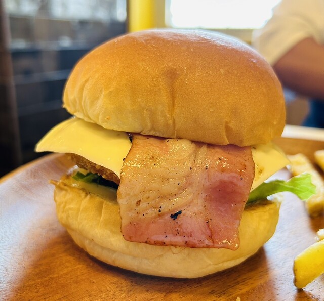 SHIMAUMA BURGER 岸和田カンカンベイサイドモール店>