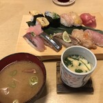 Hisago Zushi - 茶碗蒸しと蟹出汁の味噌汁付き