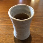 そば季寄せ 楽庵 - この湯呑みの形、ものすごく好みなんです〜