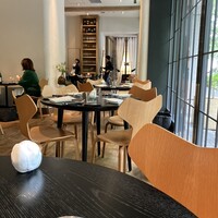 ラ・ボンヌターブル - 