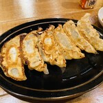餃子楼 - 黒豚焼き餃子2