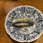 Rokusen - こはだ(120円)。良い酢加減。シャリの握り加減が良い。米粒離れが良い。美味しい