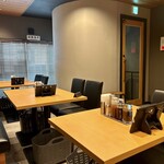 とんかつ おお山 - 店内