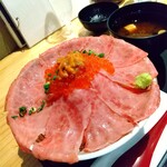 吉祥寺 肉ドレス海鮮丼 - 