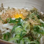 鈴屋 - 長崎醤油の釜玉うどん