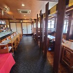酒菜 うを勘 - 店内入口近くから撮影