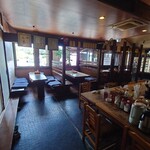 酒菜 うを勘 - 店内奥から撮影