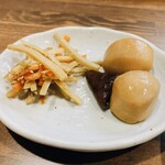 家庭料理居酒屋 ito - サービスで突き出しをいただきました♪