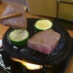 Shokurakuan Kan'Ae - 村上牛の石焼き