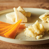 本日のチーズ盛り合わせ