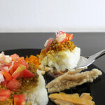 シャムロックカフェ - とてもスパイシーで美味。