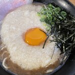 濃厚らーめん 驚麺屋 - 期間限定【とろろんこつ】ラーメン並