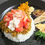 シャムロックカフェ - キーマのアップ。