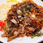 あべとん - ミニモダン焼きはもっちり太く香ばしい焼きそばに、パリッと焼いた豚バラ肉のふんわりお好み焼き♪甘口ソースにマヨや青海苔や鰹節、紅生姜で最高のご飯ドロボウ