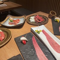 北新地 肉料理 名門 - 