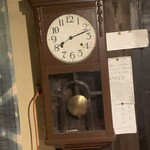 平家荘 - 時計もシブい️