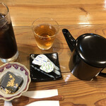 Michikusa - セットのアイスコーヒーとデザートの胡麻プリン