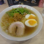 「しょうがラーメン」（790円）＋トッピング「半熟玉子増」（80円）