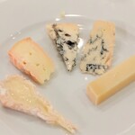 プレスキル - ワゴンからお好みのナチュラルチーズ