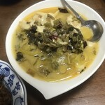 本格四川料理 中村屋 - 酸菜魚