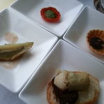 ピーク・バー - こちらは食べ放題っっ