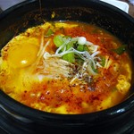 韓国料理　ハンス - スンドゥブチゲ