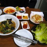 韓国料理　ハンス - チャプチェ