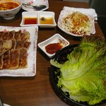 韓国料理　ハンス - お野菜もいっぱい！