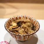 うを徳 - 2023.9 岩手産松茸と青森産エゾアワビの炊き込みご飯