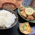 小塩屋 - 唐揚げ定食