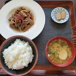 ダイニング ニュー安滝 - 料理写真:さくら定食(馬肉)