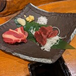 肉汁餃子のダンダダン - 馬刺し2種盛