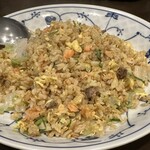 中華酒家 福籠 - 鮭とレタスの炒飯