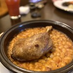 Bistro bugaboo - ・フランス産カモもも肉のコンフィのカスレ 3,800円