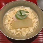 おおたに - 車海老真丈と冬瓜のお椀　玉子とじ　蓮芋