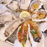 L'Ecailler Oyster Bar - 