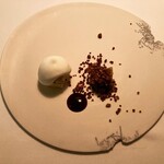 Installation Table ENSO L'asymetrie du calme - 