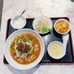 SHOSHOKUKEN - 特製クルミ担々麺定食