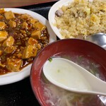 Umino Utage - 今回のオーダーは焼豚チャーハン＋ミニ麻婆豆腐