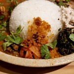 スパイスカレー あかつ亭 - 