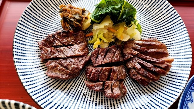 炭焼 牛たん 東山 イオン白山店 - 野々市（IR）/牛料理 | 食べログ