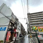 Nippombashi Saka Ichi - 日曜日、朝の大阪市島之内