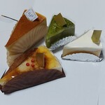 ピアッコリーナ・サイ - 4個のチーズケーキを購入(^o^)v