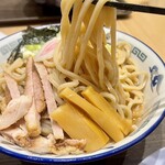 舎鈴 - 胡麻だれぶっかけ アップ