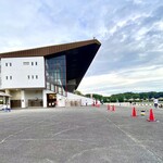 五百蔵商店 - リニューアルしたスタンド棟。