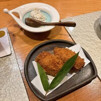 月。 - 牡蠣のフライ、自家製タルタルソース