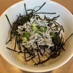 ガスト - ミニしらす丼。