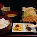 あっぱれとも屋	 - ロースカツ定食800円